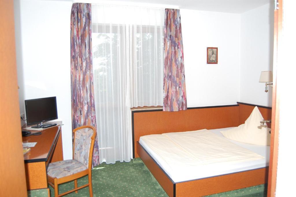 Hotel Zum Nussbaum ドレスデン 部屋 写真
